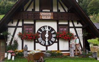 El mundo de los relojes cucú en Schonach y Triberg