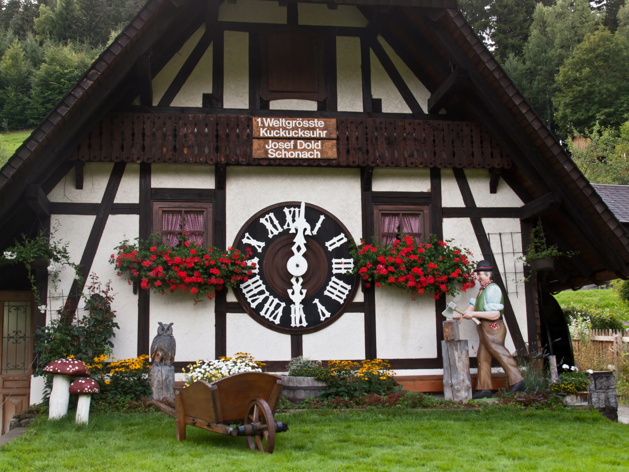 El mundo de los relojes cucú en Schonach y Triberg